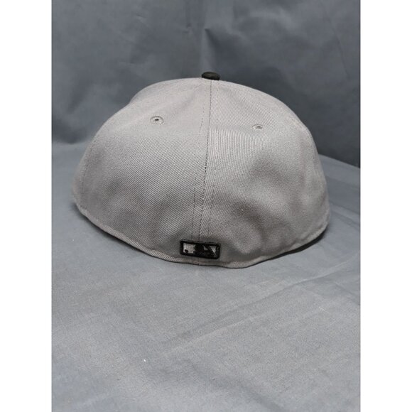 New Era 59Fifty Mens Chicago White Sox Grey Fitted  7 5/8 NEW WITH TAGS! - Picture 4 of 6